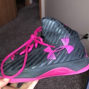 UNDER ARMOUR BASKETBALL SHOES 🏀